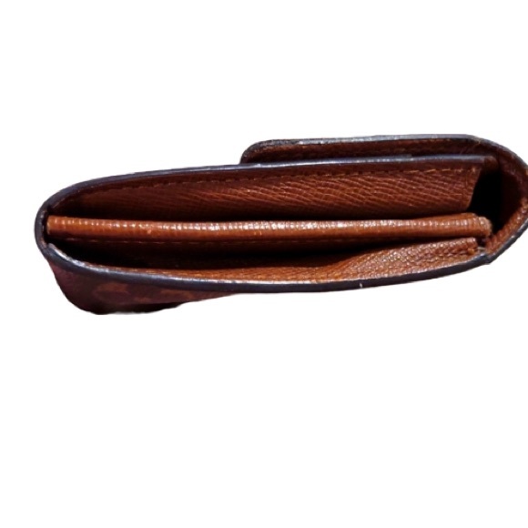 Authentic Louis Vuitton Monogram Wallet - Picture 11 of 16